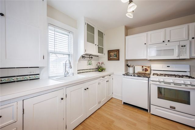 214 Winbourne Road, Rochester, NY 14619