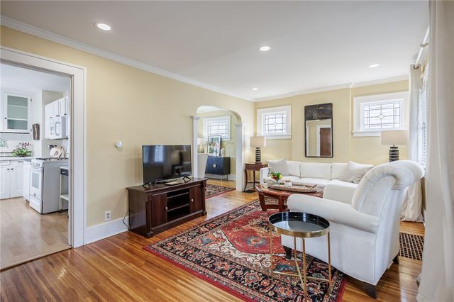 214 Winbourne Road, Rochester, NY 14619