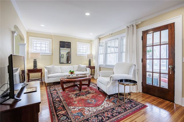 214 Winbourne Road, Rochester, NY 14619