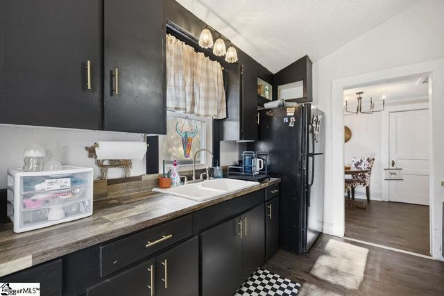 5107 Davis Circle, Anderson, SC 29625