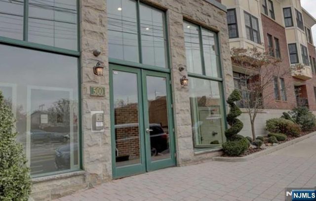 500 Anderson Avenue C0201, Cliffside Park, NJ 07010