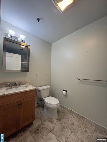500 Anderson Avenue C0201, Cliffside Park, NJ 07010
