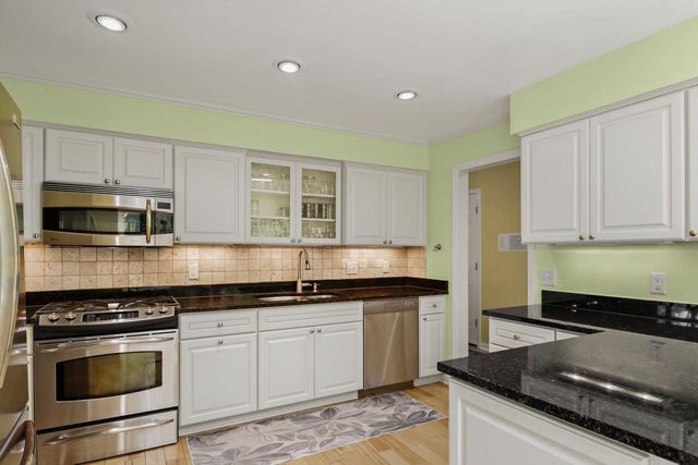 9 Mountain Ash Trail, Madison, WI 53717