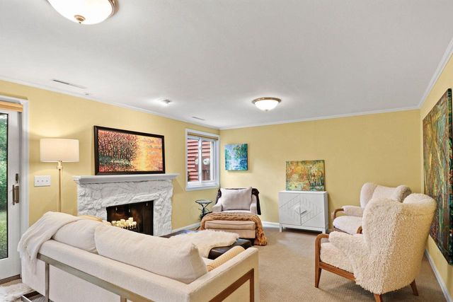 9 Mountain Ash Trail, Madison, WI 53717