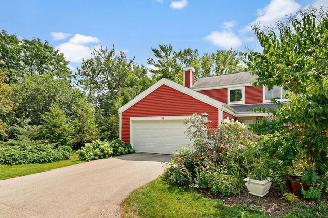 9 Mountain Ash Trail, Madison, WI 53717