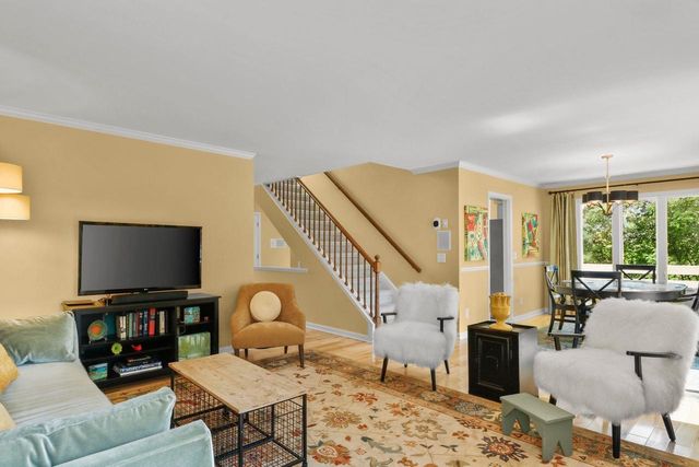 9 Mountain Ash Trail, Madison, WI 53717