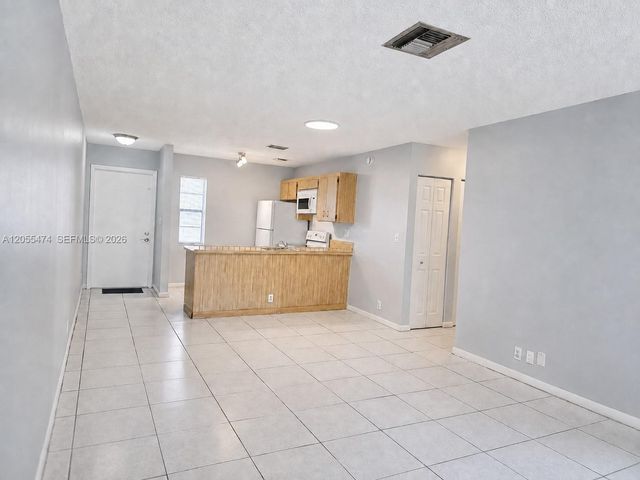 10355 NW 35th St 10355, Coral Springs, FL 33065