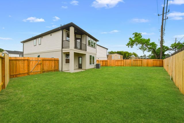 2990 Park Hill Lane, Stafford, TX 77477