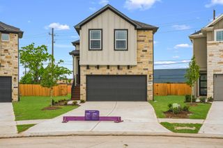 2990 Park Hill Lane, Stafford, TX 77477