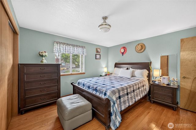 326 4th Avenue SE, Pacific, WA 98047