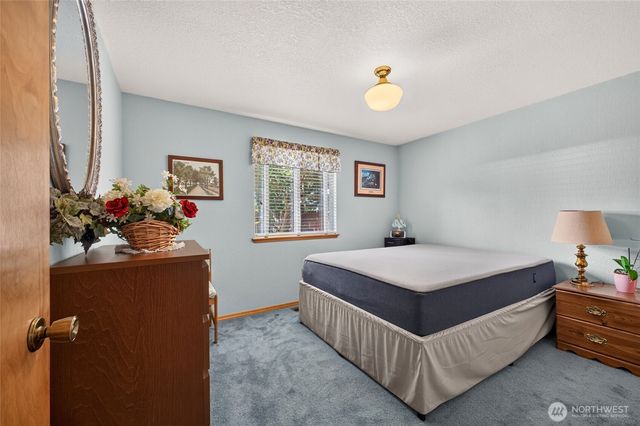 326 4th Avenue SE, Pacific, WA 98047