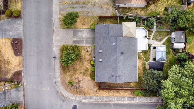 326 4th Avenue SE, Pacific, WA 98047