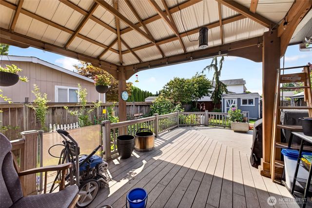 326 4th Avenue SE, Pacific, WA 98047