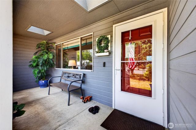 326 4th Avenue SE, Pacific, WA 98047