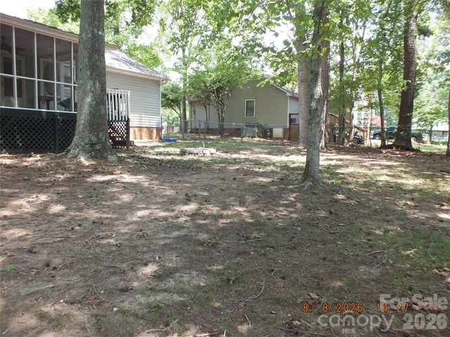 2274 White Pine Court, Lancaster, SC 29720