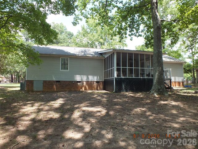 2274 White Pine Court, Lancaster, SC 29720