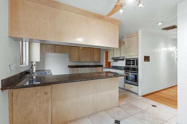 7112 Aztec Road NE, Albuquerque, NM 87110