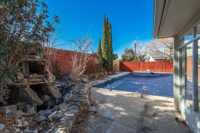 7112 Aztec Road NE, Albuquerque, NM 87110