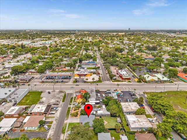 13 SE 14th Street, Dania Beach, FL 33004