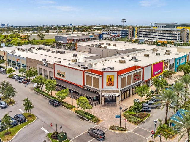 13 SE 14th Street, Dania Beach, FL 33004