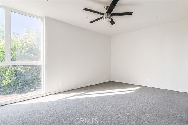 14754 Gilmore Street, Van Nuys (los Angeles), CA 91411