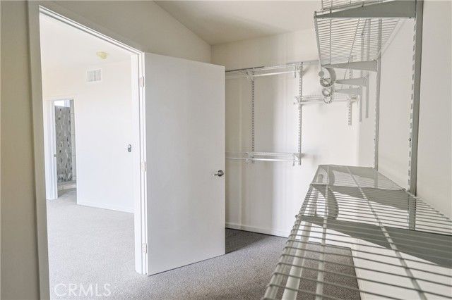 14754 Gilmore Street, Van Nuys (los Angeles), CA 91411