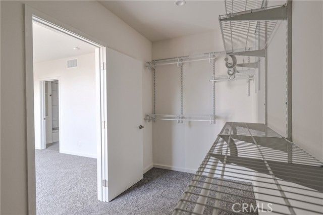 14754 Gilmore Street, Van Nuys (los Angeles), CA 91411