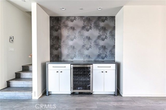 14754 Gilmore Street, Van Nuys (los Angeles), CA 91411