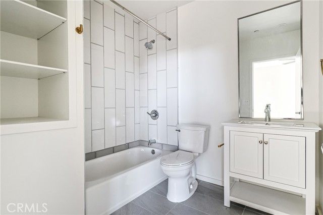 14754 Gilmore Street, Van Nuys (los Angeles), CA 91411