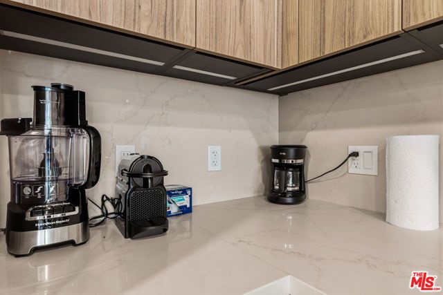 3651 Regal Place 201, Los Angeles, CA 90068