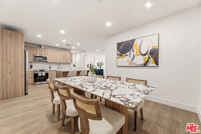 3651 Regal Place 201, Los Angeles, CA 90068
