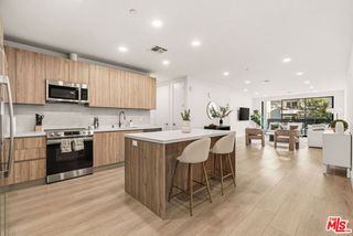 3651 Regal Place 201, Los Angeles, CA 90068