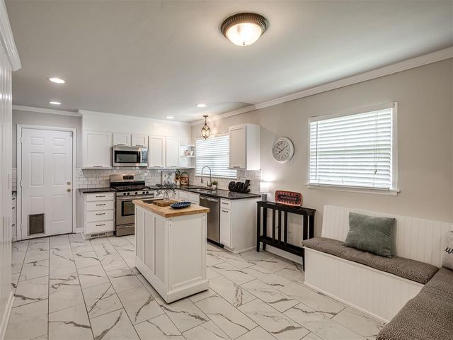 2112 Gladstone Terrace, Oklahoma City, OK 73120