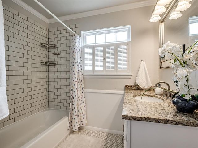 2112 Gladstone Terrace, Oklahoma City, OK 73120