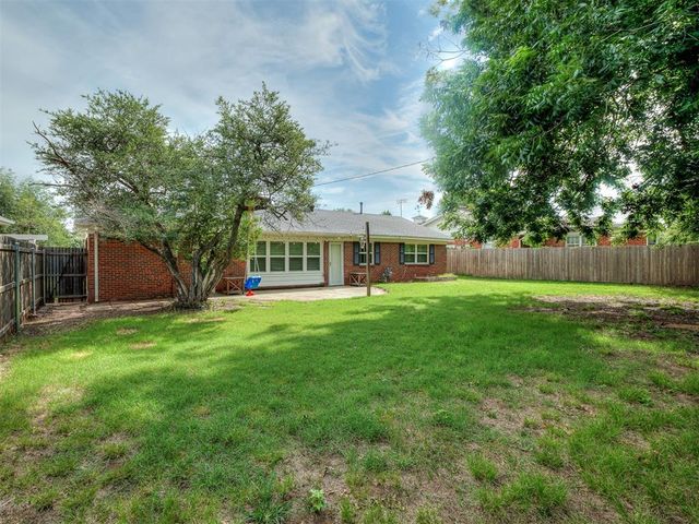 2112 Gladstone Terrace, Oklahoma City, OK 73120