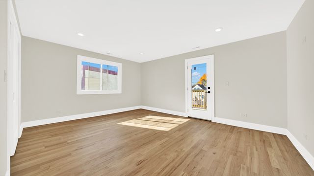 2128 N Lawler Avenue, Chicago, IL 60639