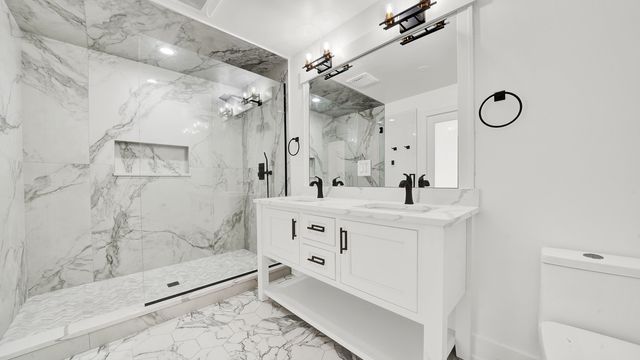 2128 N Lawler Avenue, Chicago, IL 60639
