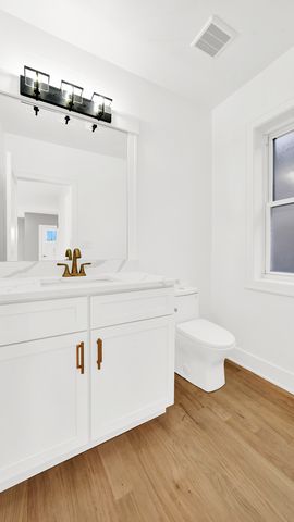 2128 N Lawler Avenue, Chicago, IL 60639