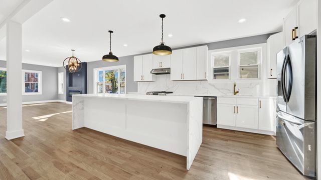 2128 N Lawler Avenue, Chicago, IL 60639