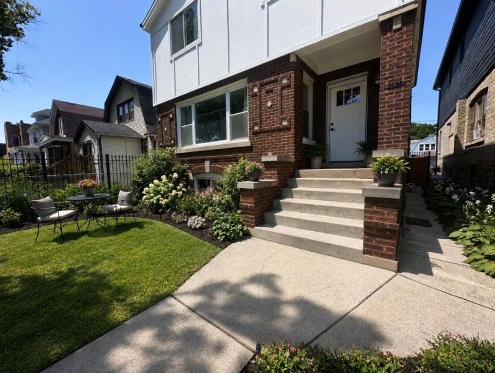 2128 N Lawler Avenue, Chicago, IL 60639