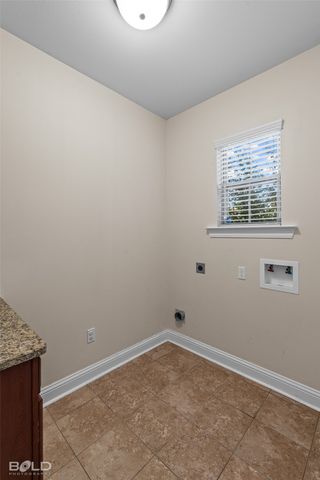 657 Alder Lane, Bossier City, LA 71111