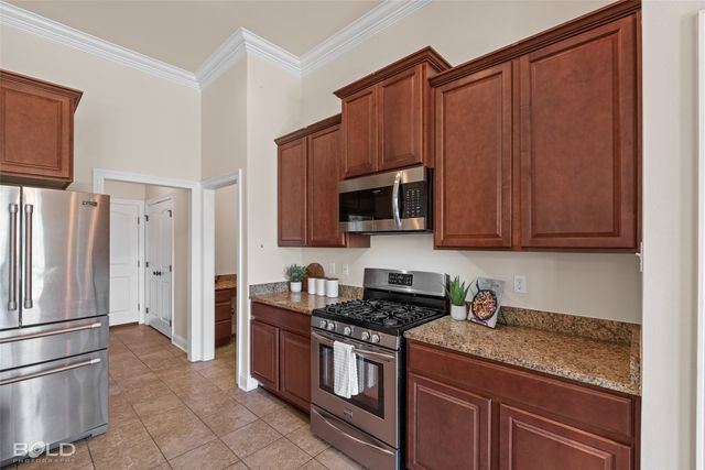 657 Alder Lane, Bossier City, LA 71111