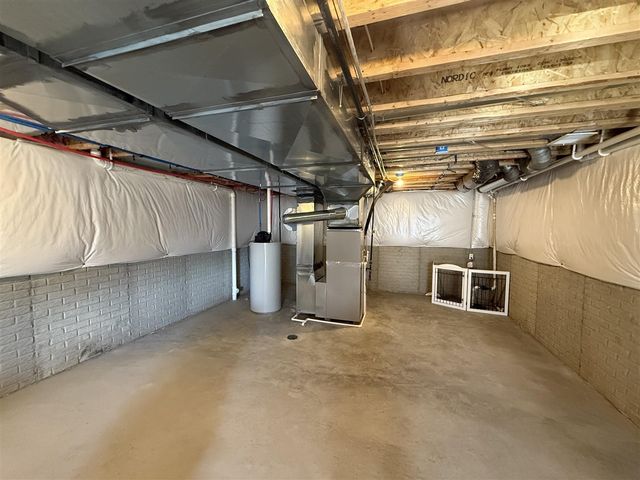 29371 Bayside Circle, Chesterfield, MI 48047