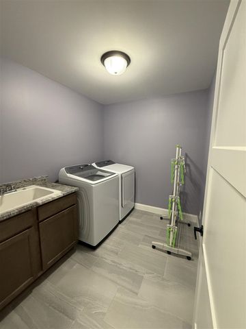 29371 Bayside Circle, Chesterfield, MI 48047