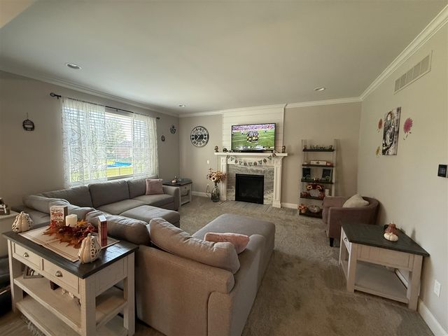 29371 Bayside Circle, Chesterfield, MI 48047