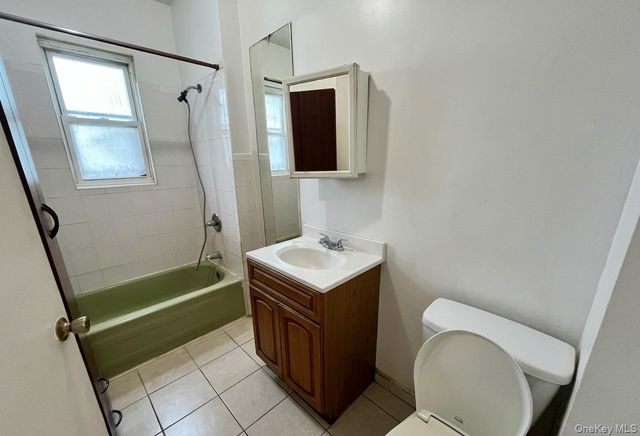 1542 Saint Lawrence Avenue, Bronx, NY 10460
