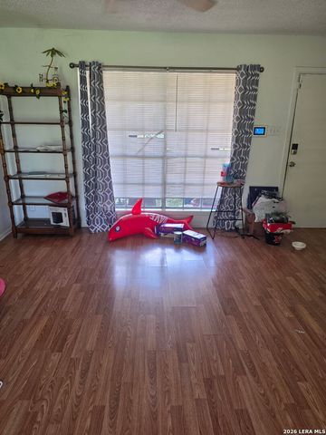 4426 Jamestown, San Antonio, TX 78220