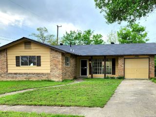 4426 Jamestown, San Antonio, TX 78220