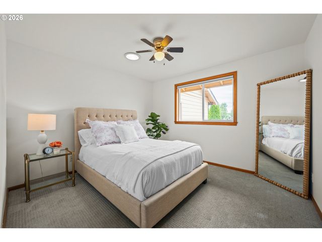 2381 DALE Ave, Eugene, OR 97408