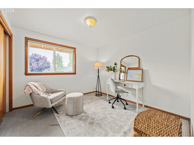 2381 DALE Ave, Eugene, OR 97408
